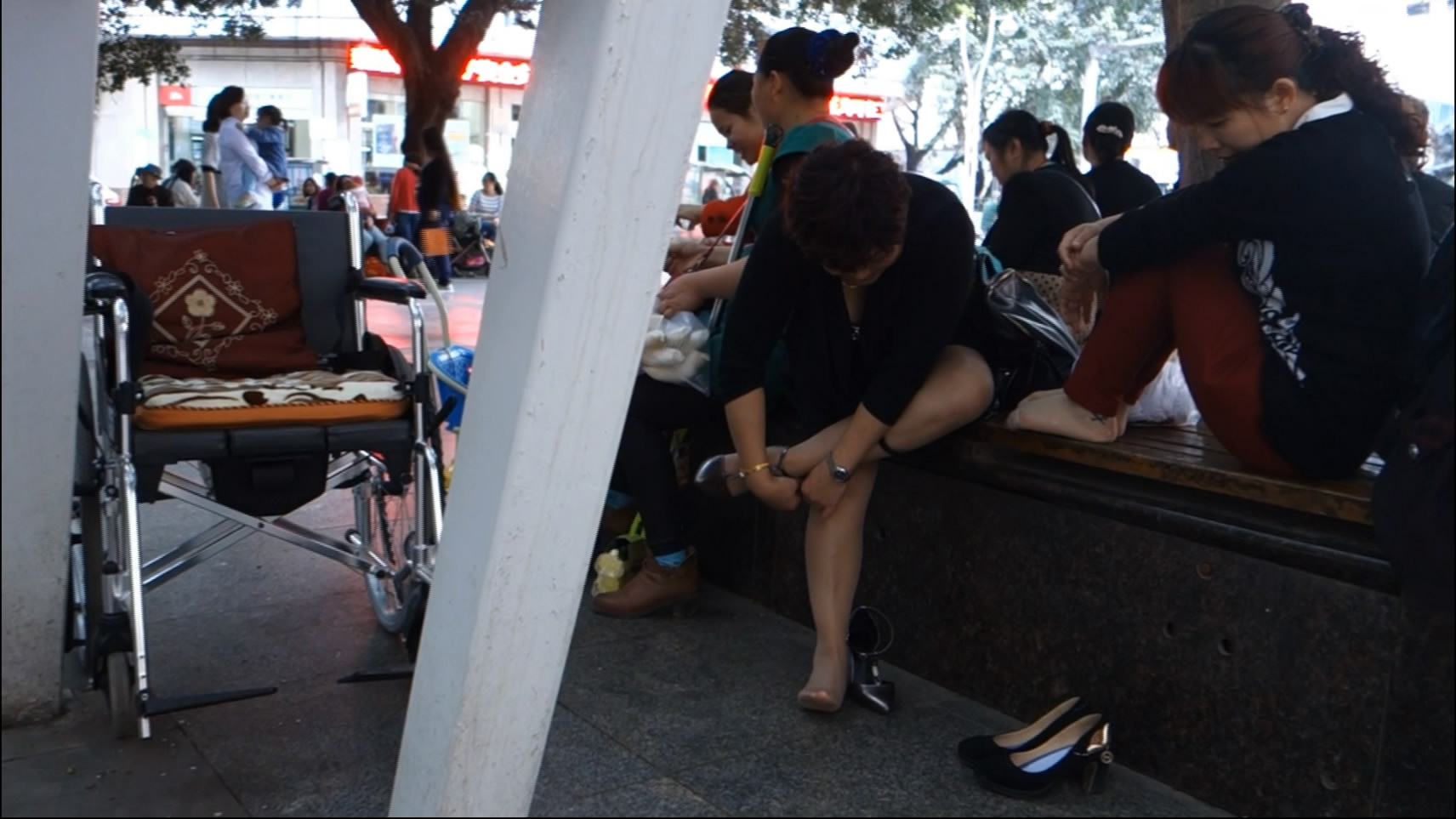 streetsnapnylon[00 00 28][20181203 234010 8]